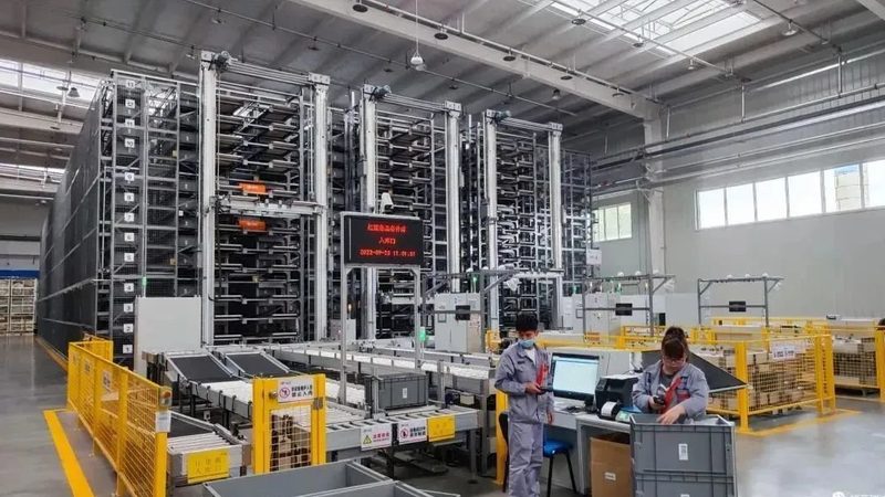 广州中型货架批发：揭秘其选型与配置要点**